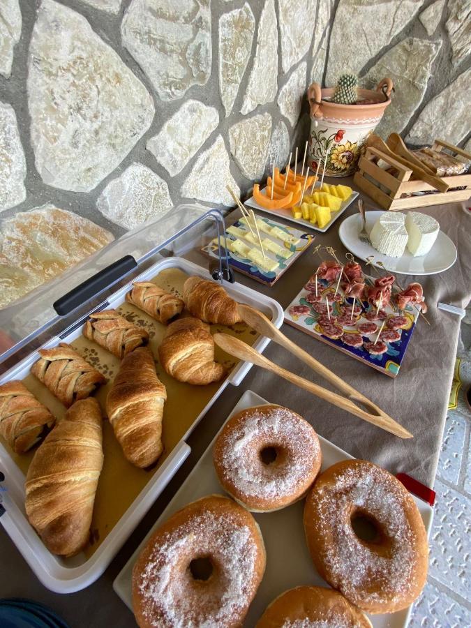 Ca Rosanna Bed and Breakfast Rocca San Felice Eksteriør billede